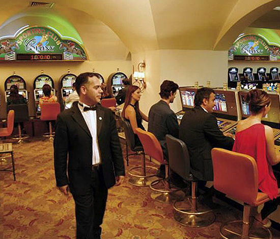 Blackjack Stratejileri: Kazanma İhtişamı ve Gerçekçi Yaklaşım
