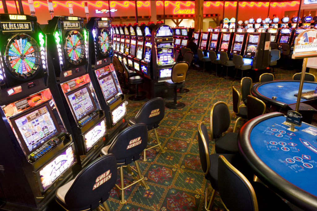 Slot Makinelerinde Kazanma Sanatı: Strateji ve Duygusal Bağ